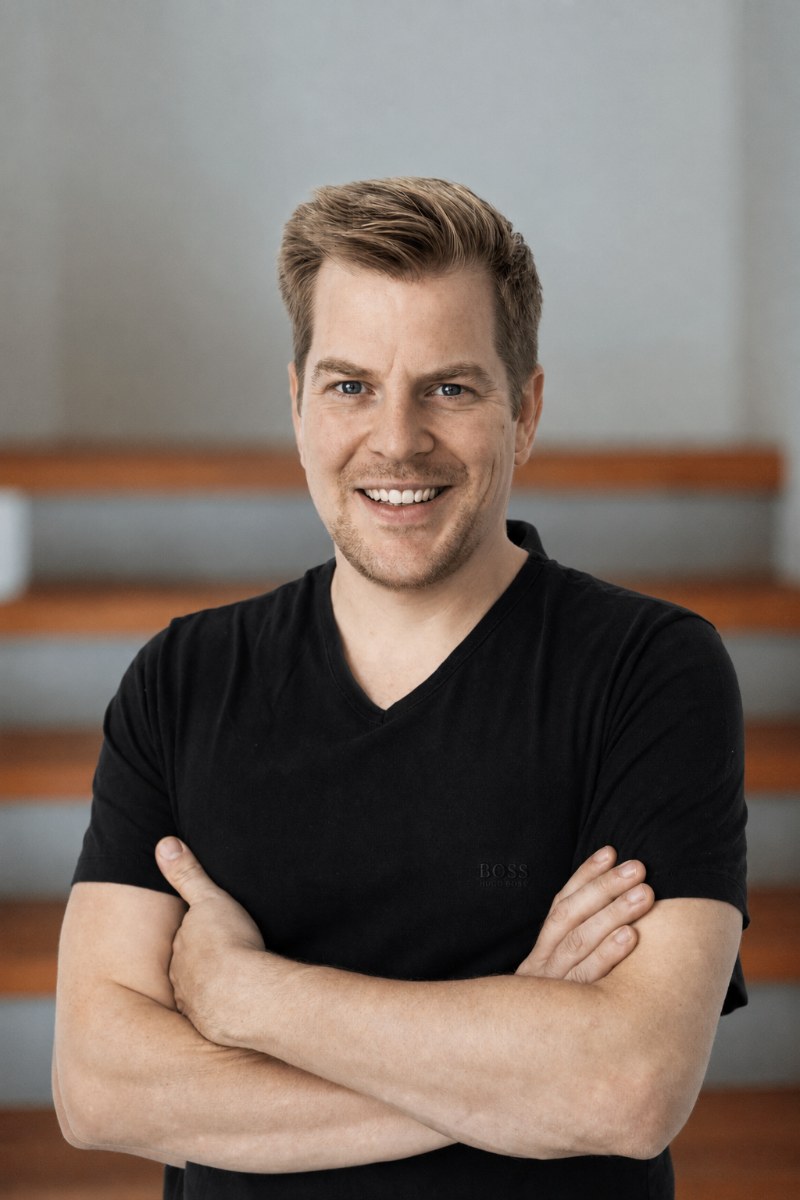 Julian Knöbel